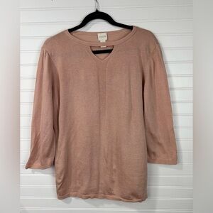 Chico’s women’s salmon colored keyhole neck sweater. Size 2 (M)